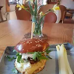 Hotel Le Bouton D'or