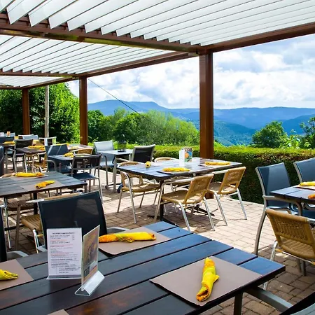 Le Bouton D'or Hotel 2*