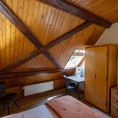 Hotel Le Bouton D'or 2*