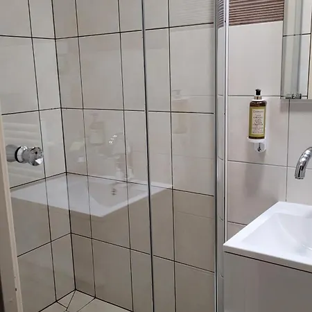 Hotel Le Bouton D'or 2*