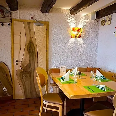 Le Bouton D'or Hotel Lapoutroie